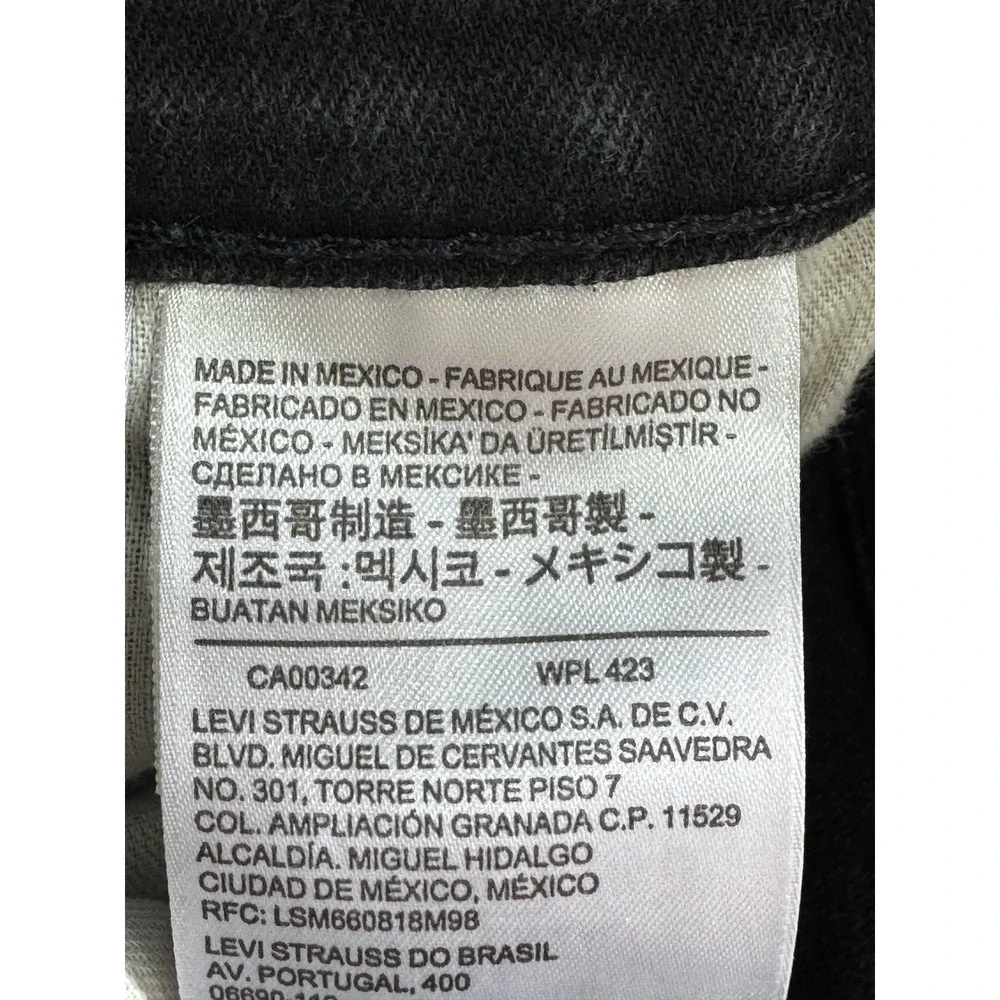 Levis levi mens